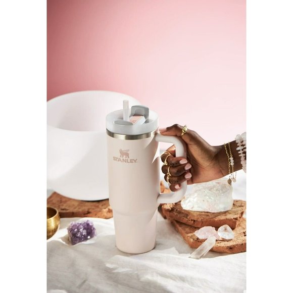New Stanley The Quencher H2.0 Flowstate Tumbler 30 oz Rose Quartz - SHIPS FAST! - Picture 7 of 7